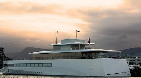 Le Yacht de Steve Jobs connaît une mésaventure en Italie