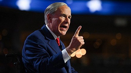 Texas Gov. Greg Abbott attacks Harris for busing migrants, then brags about his own busing program