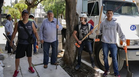 El Comandante Hernández leads ‘Tree Army’ in defense of Mexico City’s trees