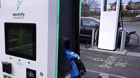 Why public EV chargers almost never work as fast as promised