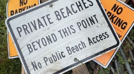 Some realtors find Rhode Island beach-access rule far from a dune deal