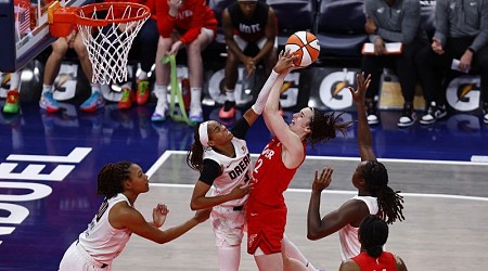 Caitlin Clark becomes fastest WNBA player to reach 300 assists with a double-double in Indiana Fever comeback victory