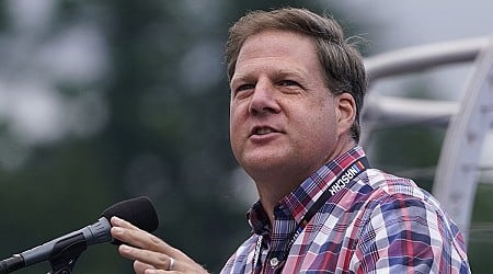 NH Gov. Sununu saves man choking on lobster roll