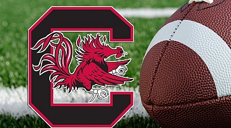 LaNorris Sellers throws for 2 touchdowns, South Carolina shuts down Kentucky 31-6 in SEC opener