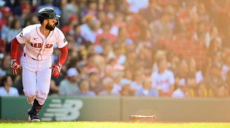 Red Sox give way to the Patriots via absent pitching and defense