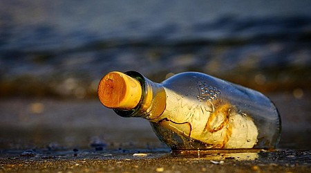 Visitor to Georgia island finds third-grader's message in a bottle