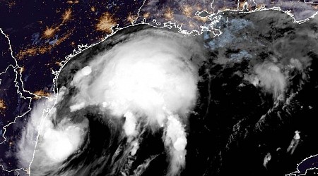 Stationary Francine threatens Texas, Louisiana coasts as midweek hurricane