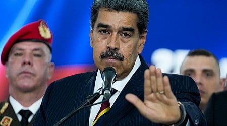 Venezuelas president avviser tilbud om trygg utreise til et tredjeland