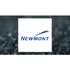 Newmont (TSE:NGT) Hits New 1-Year High at $70.96