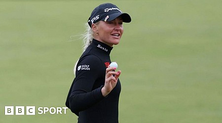 England's Hull leads Women's Open after round one