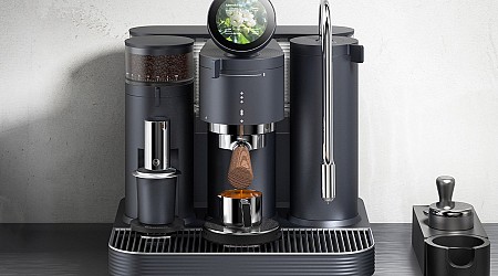 The MERAKI Espresso Machine is what you get if Apple and Dyson collaborated to design a coffee maker