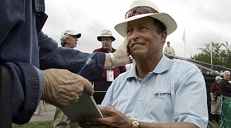 'Chi Chi' Rodriguez, a Hall of Fame golfer who livened up the sport, dies at 88