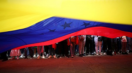 Unión Europea y 22 países piden verificación imparcial de resultados electorales en Venezuela