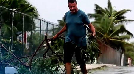 Hurricane Ernesto batters Puerto Rico