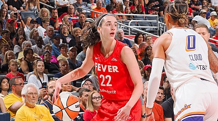 Clark scores 29, Fever inch closer to playoff spot