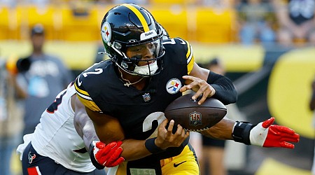 Tomlin: Fumbles undid positives in Fields' debut