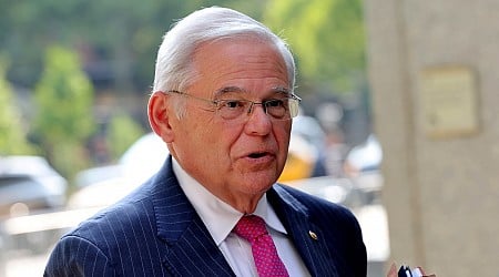 NJ governor expected to name former chief of staff to replace Bob Menendez