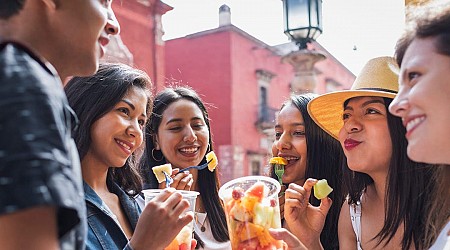 I'm an American expat living in Mexico. Here are the biggest cultural differences between the 2 countries.