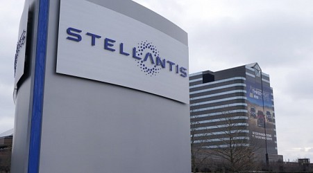 Stellantis to invest $406 million at 3 factories, a step toward meeting commitments in UAW contract