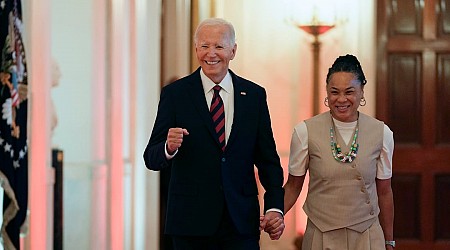 Biden honors NCAA basketball champs South Carolina and UConn for historic 2024 title runs