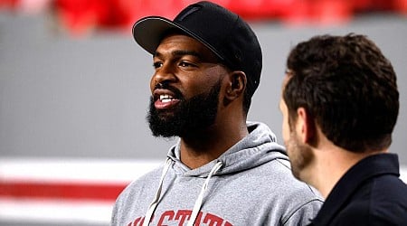 WATCH: Patriots' Jacoby Brissett pays up on Tennessee vs. NC State bet with Jerod Mayo, Joe Milton