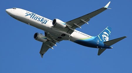 Alaska Airlines Pilot Details 737 MAX Door Panel Explosion For The 1st Time