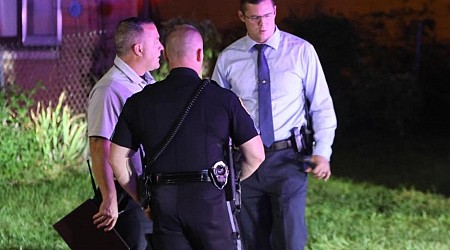 Des Moines police shoot, kill fleeing suspect after 2 officers shot, injured