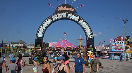 Could bird flu spread at state fairs? Here’s why health experts advise caution