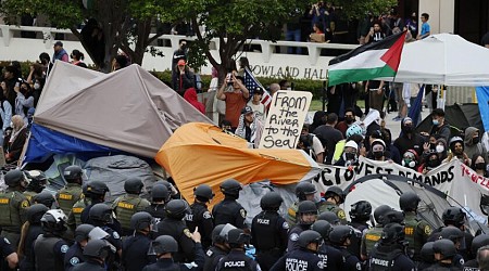 Zero tolerance at UC campuses in new order banning encampments, masking, blocking paths