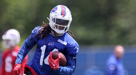 Chase Claypool Released by Bills with Injury Settlement; Will Be NFL Free Agent