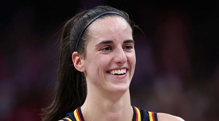 Caitlin Clark Breaks WNBA Rookie Scoring Record; Fever Star Saluted by Fans