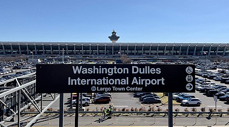 A man seemingly boarded a Delta flight without a valid ticket and was kicked off when a family said he was following them