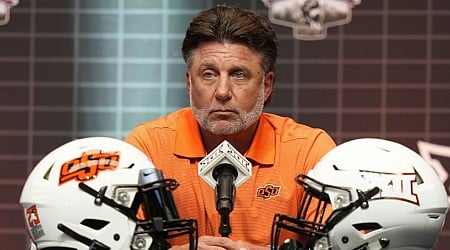 Gundy to players: 'Quit calling' for more money