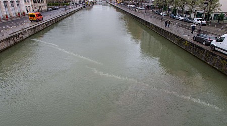 A Paris, un « rideau de bulles » pour faire barrage aux déchets dans les canaux