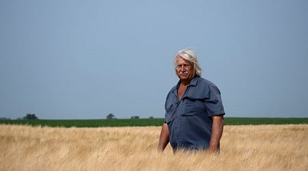 As beer loses share to hard seltzer, US barley farmers scramble