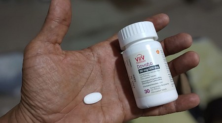 In a historic move, Colombia bypasses a patent to access a key HIV drug