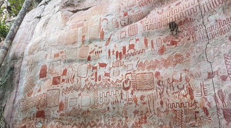 En el Amazonas hay pinturas prehistóricas que representan figuras sobrenaturales