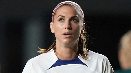 Alex Morgan announces retirement from professional football