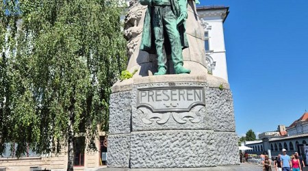 Spomenik Francetu Prešernu in Ljubljana, Slovenia