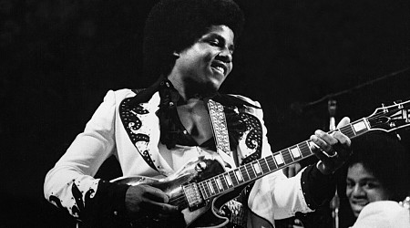 Watch Tito Jackson, the Jacksons’ Secret Musical Weapon, Play the Blues in 1975