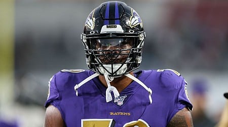 Ravens' Stanley felt like target for formation flags