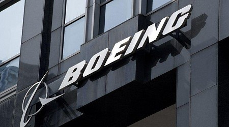 Boeing preps to furlough executives, managers as machinist strike nears