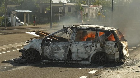 Martinique : des violences urbaines à Fort-de-France, un couvre-feu partiel instauré