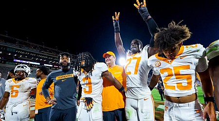 College football Week 4 overreactions: Tennessee takes big step toward making CFP; end is near for Mack Brown