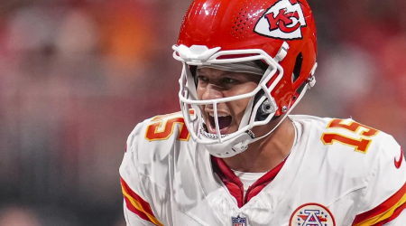 Why Does Patrick Mahomes Wiggle His Fingers During Games? Fascinating Story Behind the Chiefs QB’s Habit