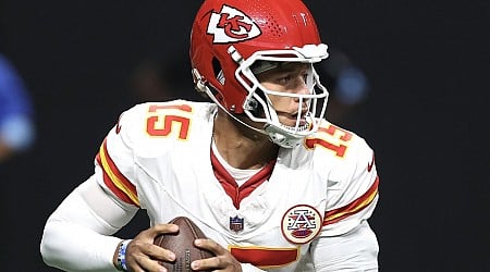 Patrick Mahomes, Nick Bolton help 3-0 Chiefs stop Falcons