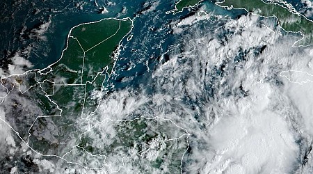 Florida gets ready as storm with hurricane potential makes its way toward U.S.