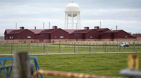 USDA efforts to solve the bird flu outbreak in cows are taking center stage in central Iowa