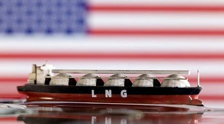 Venture Global seeks OK to unload first LNG commissioning cargo at Louisiana plant