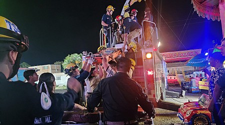 5 people rescued after mechanical failure in the 'Super Loops' carnival ride in Mexico